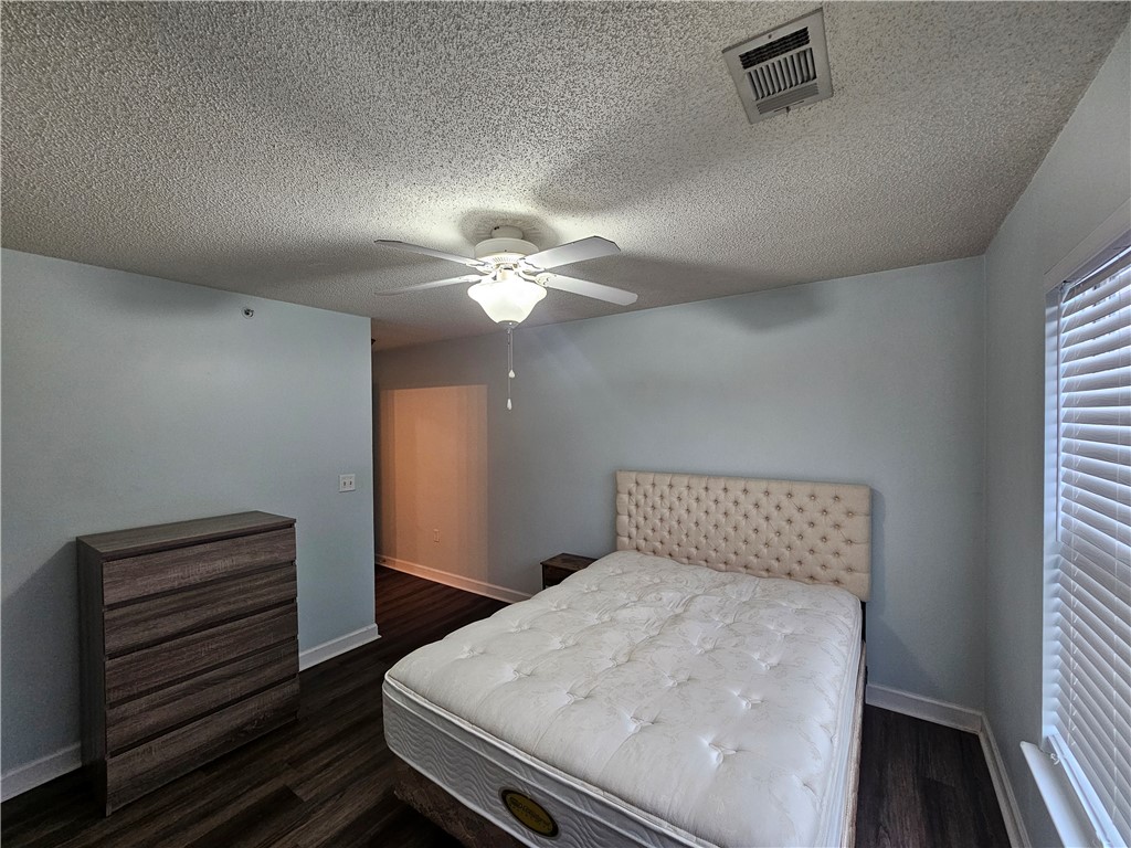 731 Harts Cove Way Seneca, SC 29678 - Photo 16 of 39