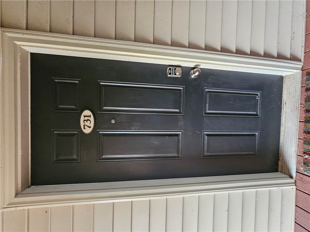 731 Harts Cove Way Seneca, SC 29678 - Photo 2 of 39