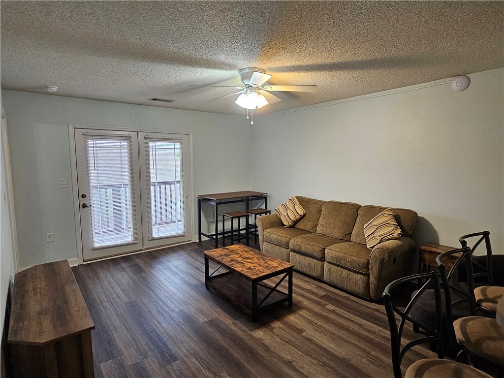 731 Harts Cove Way Seneca, SC 29678 - Photo 6 of 39