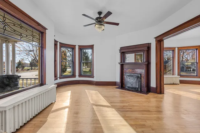 $299,900 | 145 South Franklin Street, Shawano, WI 54166