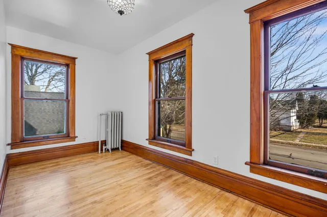 $299,900 | 145 South Franklin Street, Shawano, WI 54166