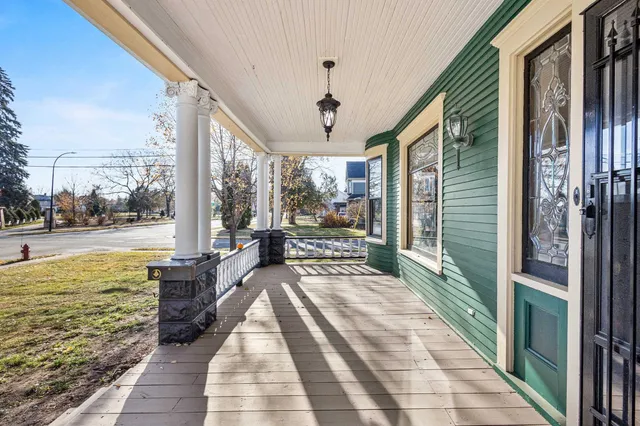 $299,900 | 145 South Franklin Street, Shawano, WI 54166