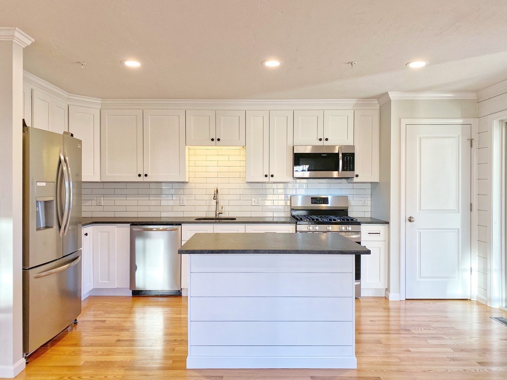 20 Turtle Pine Village, Unit 20 Kingston, MA 02364 - Photo 3 of 22