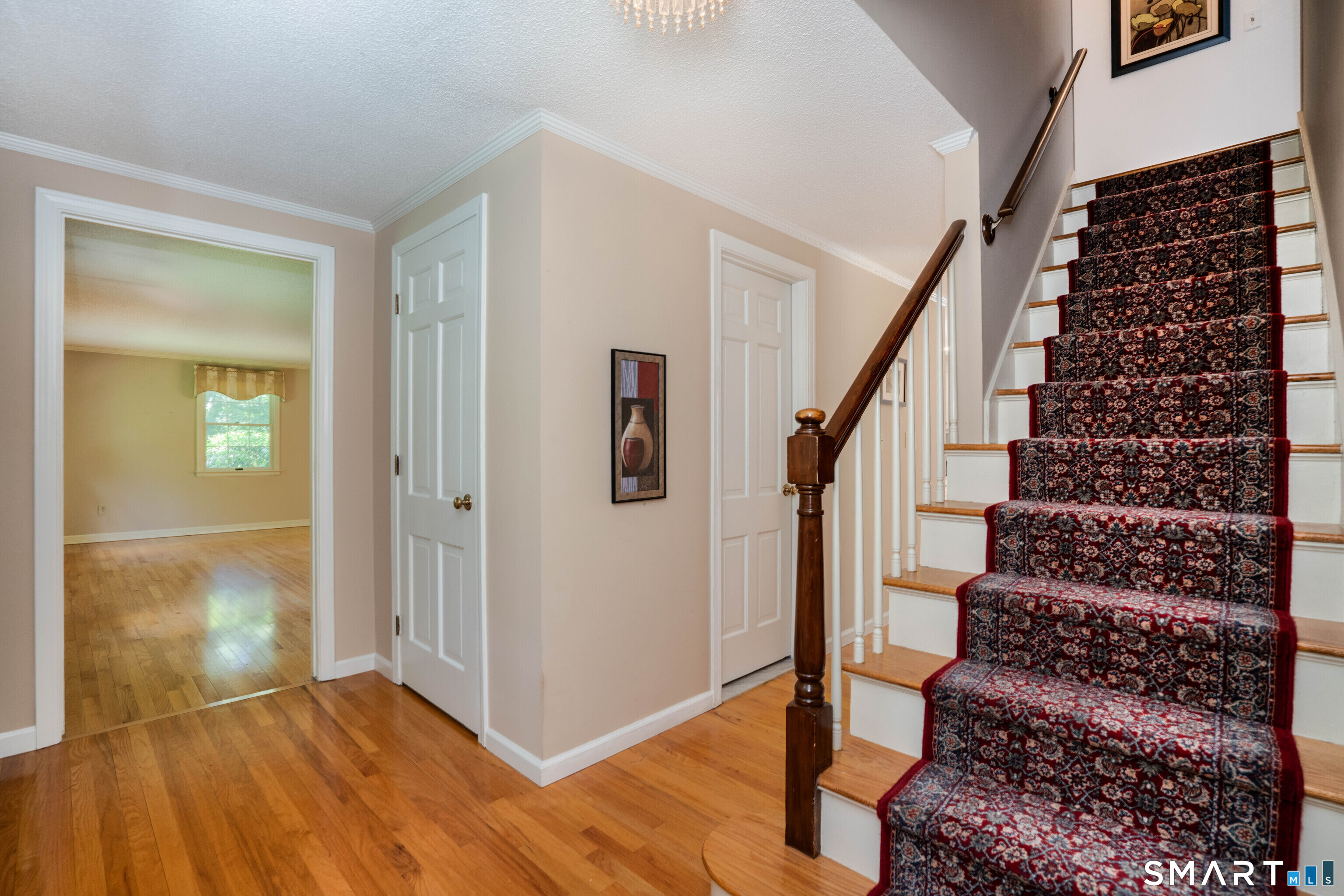 290 Old Farms Road Simsbury, CT 06070 - Photo 3 of 36