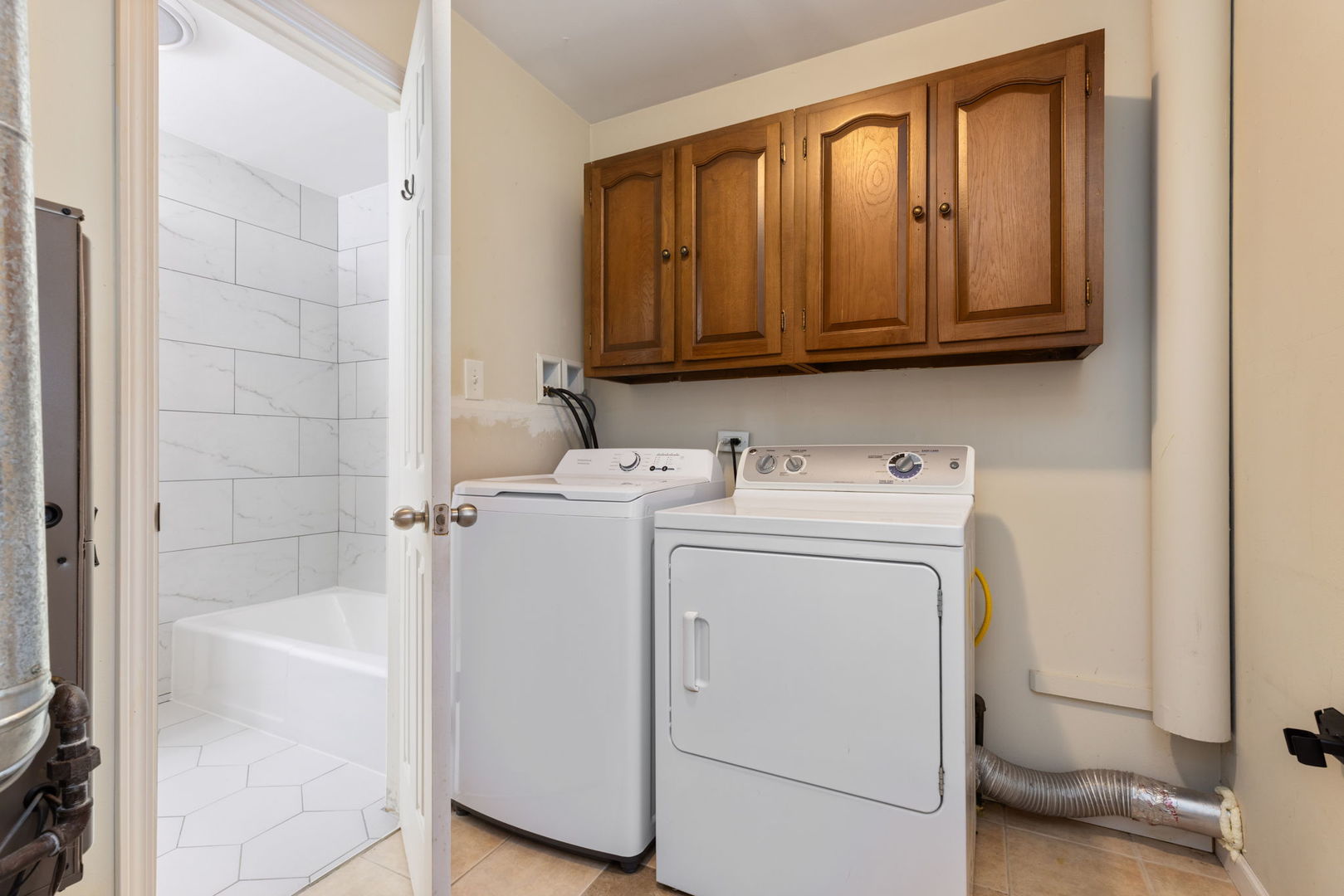 345 Hickory Avenue Romeoville, IL 60446 - Photo 15 of 24 Gallery Image 15