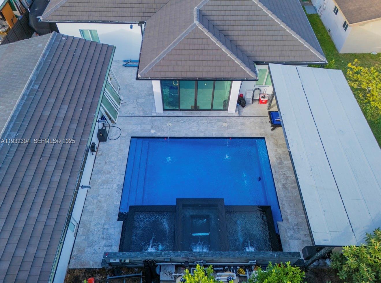 10850 Southwest 32nd Street Miami, FL 33165 - Photo 42 of 48