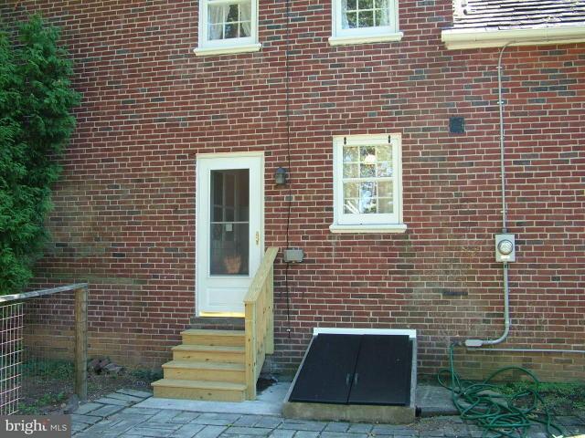 703-a Pleasure Road Lancaster, PA 17601 - Photo 8 of 10 Gallery Image 8