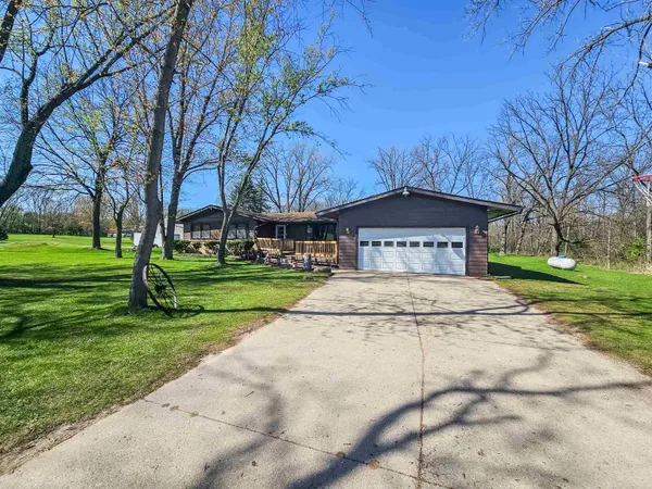 $380,000 | 10726 West County Rd K, Beloit, WI 53511