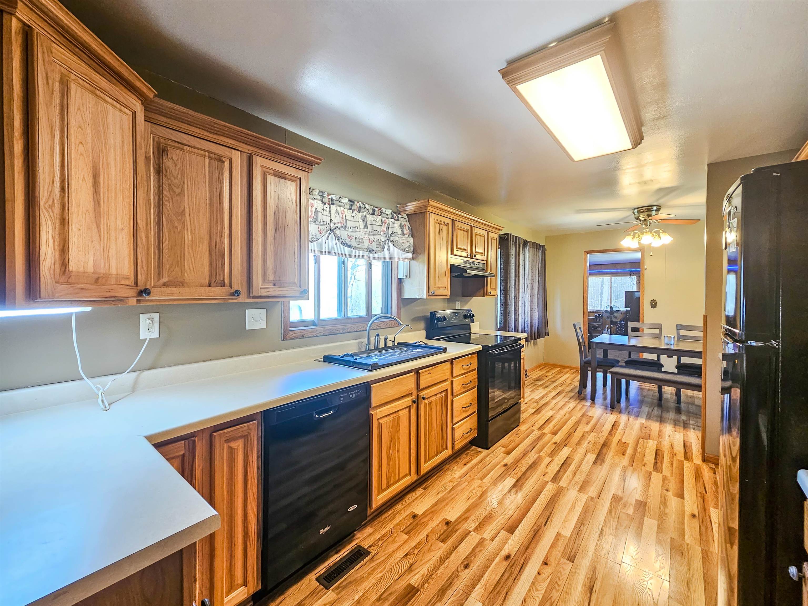 10726 West County Rd K Beloit, WI 53511 - Photo 16 of 36