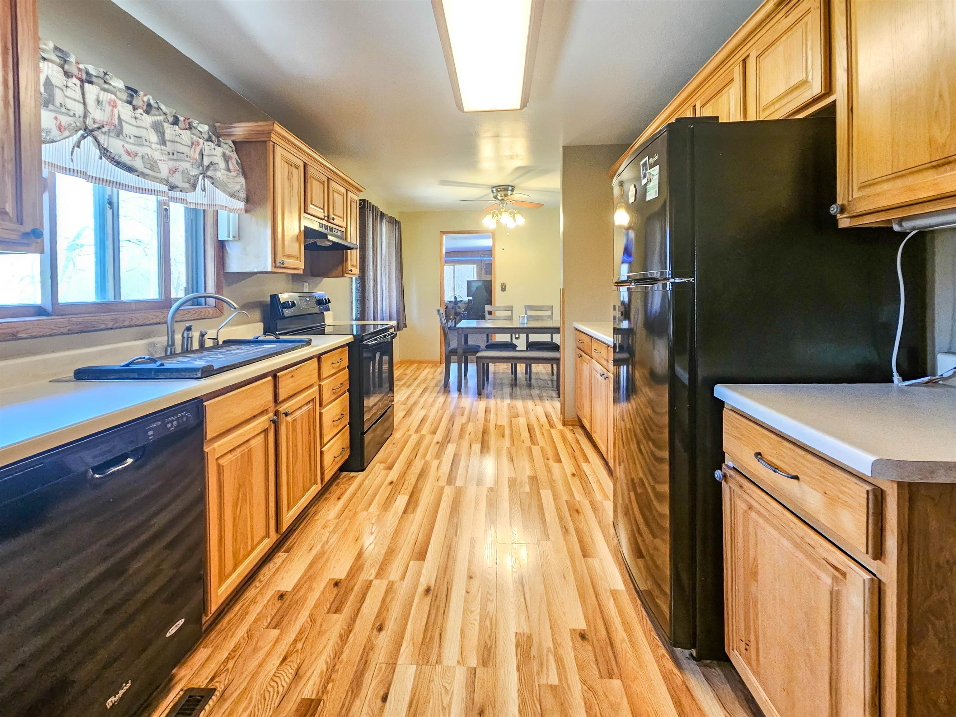 10726 West County Rd K Beloit, WI 53511 - Photo 17 of 36