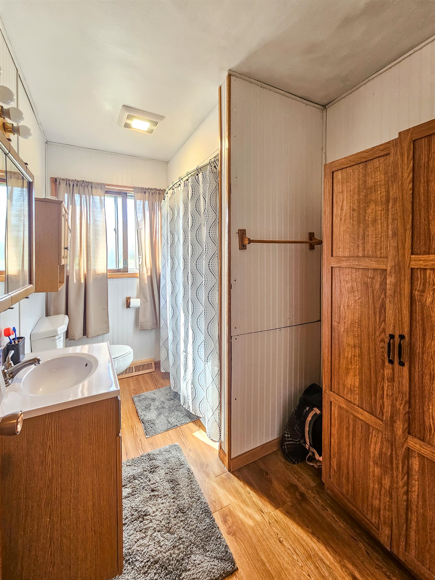 10726 West County Rd K Beloit, WI 53511 - Photo 25 of 36