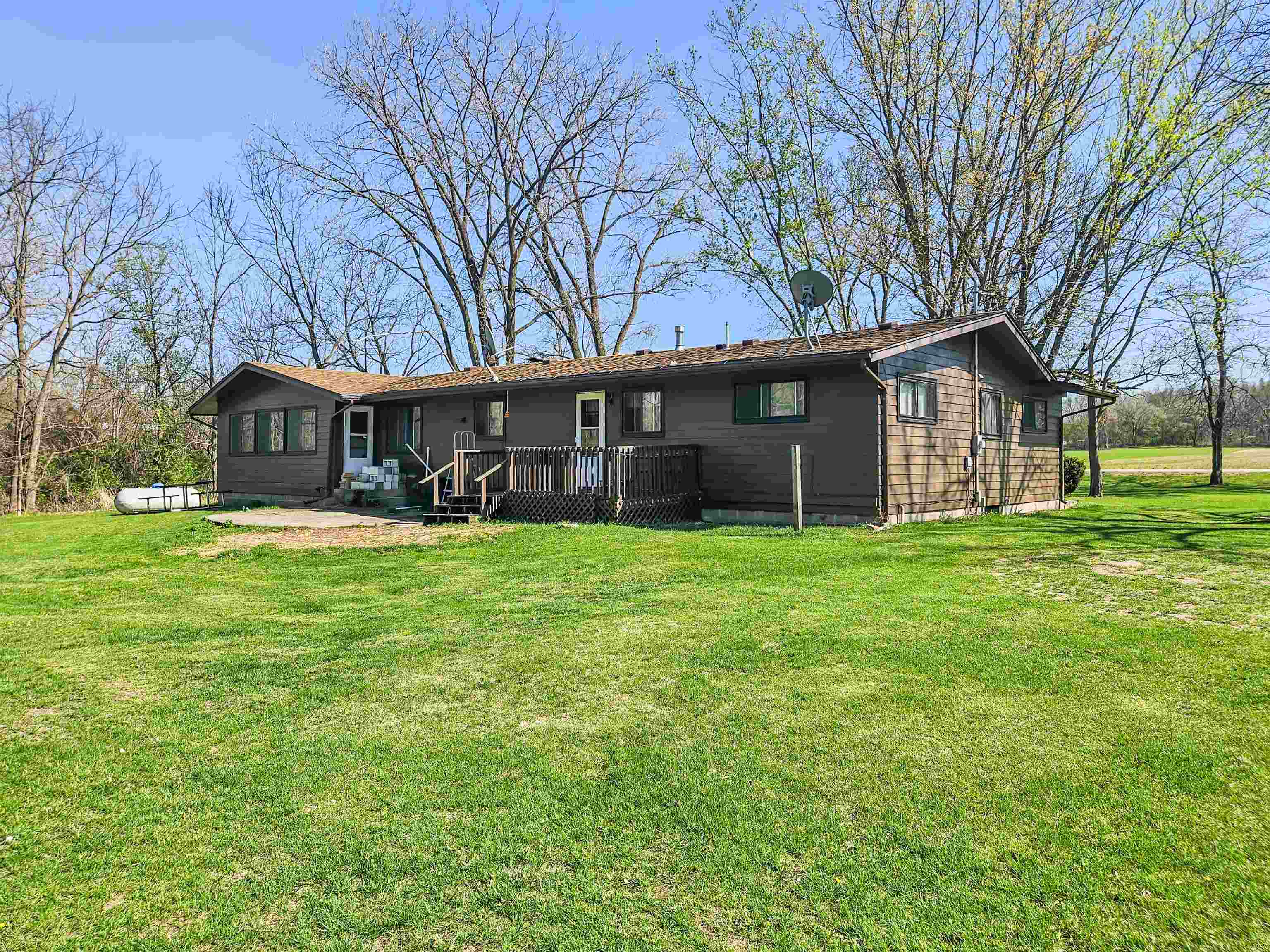 10726 West County Rd K Beloit, WI 53511 - Photo 30 of 36