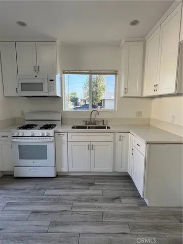 $1,700 | 13123 Tonopah Street, Arleta, CA 91331