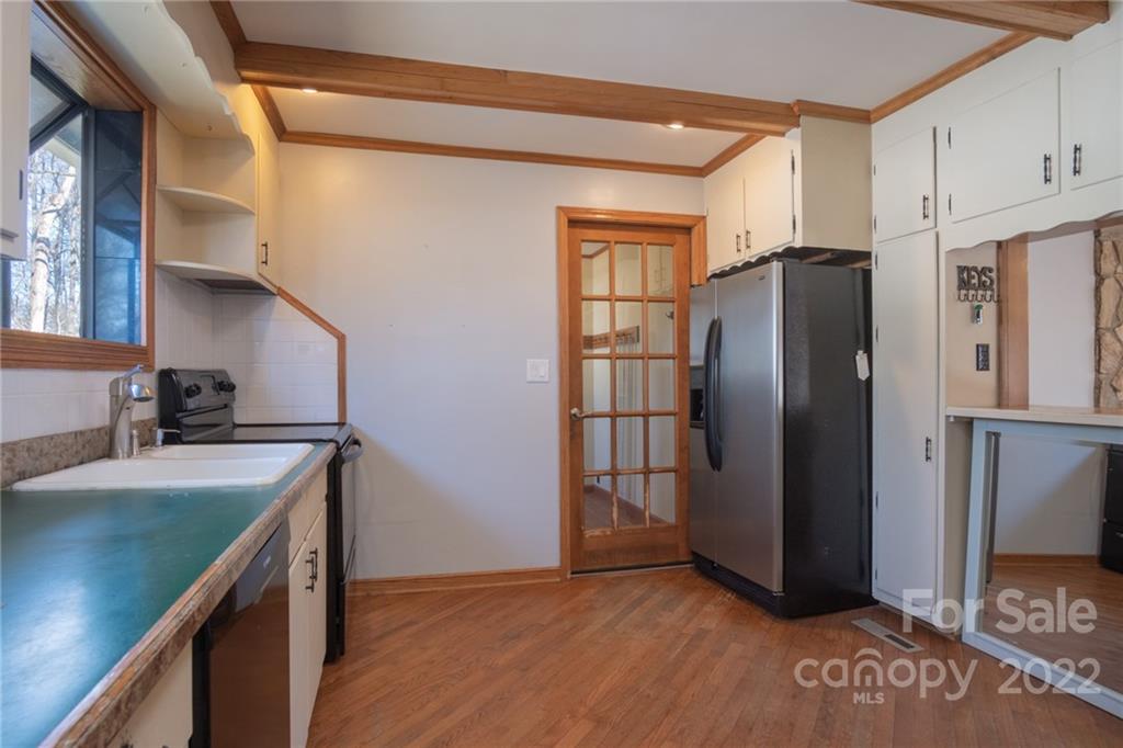 2501 Whitley Road Fort Mill, SC 29708 - Photo 12 of 46 a kitchen with stainless steel appliances granite countertop a refrigerator and a sink