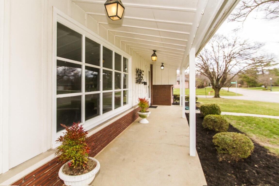1428 Haddon Road Columbus, OH 43209 - Photo 5 of 69 Front Porch