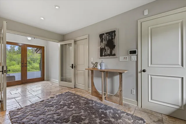 $889,000 | 1465 West County Line Road, River Hills, WI 53217