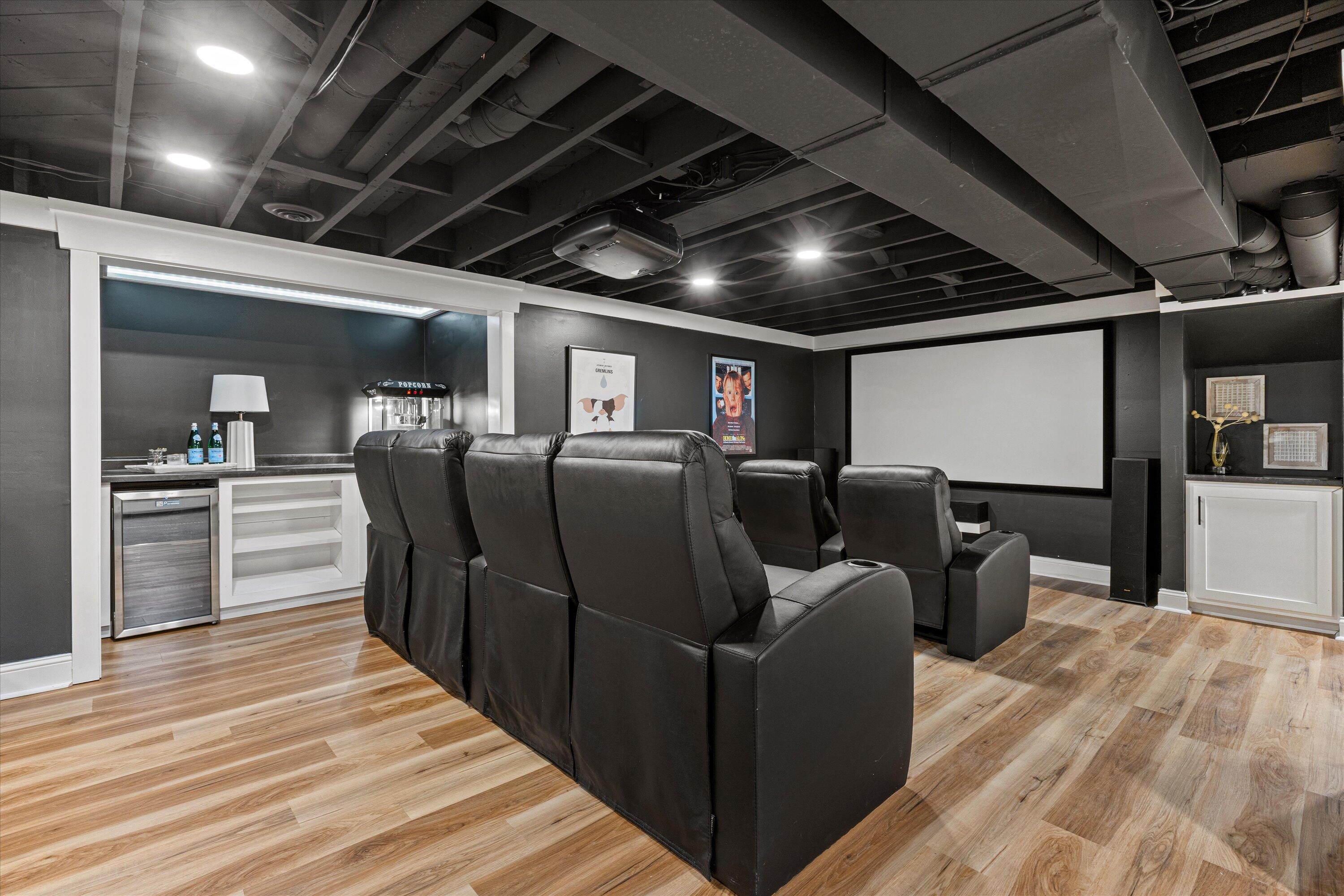 1465 West County Line Road River Hills, WI 53217 - Photo 32 of 49 51-IMG_2879