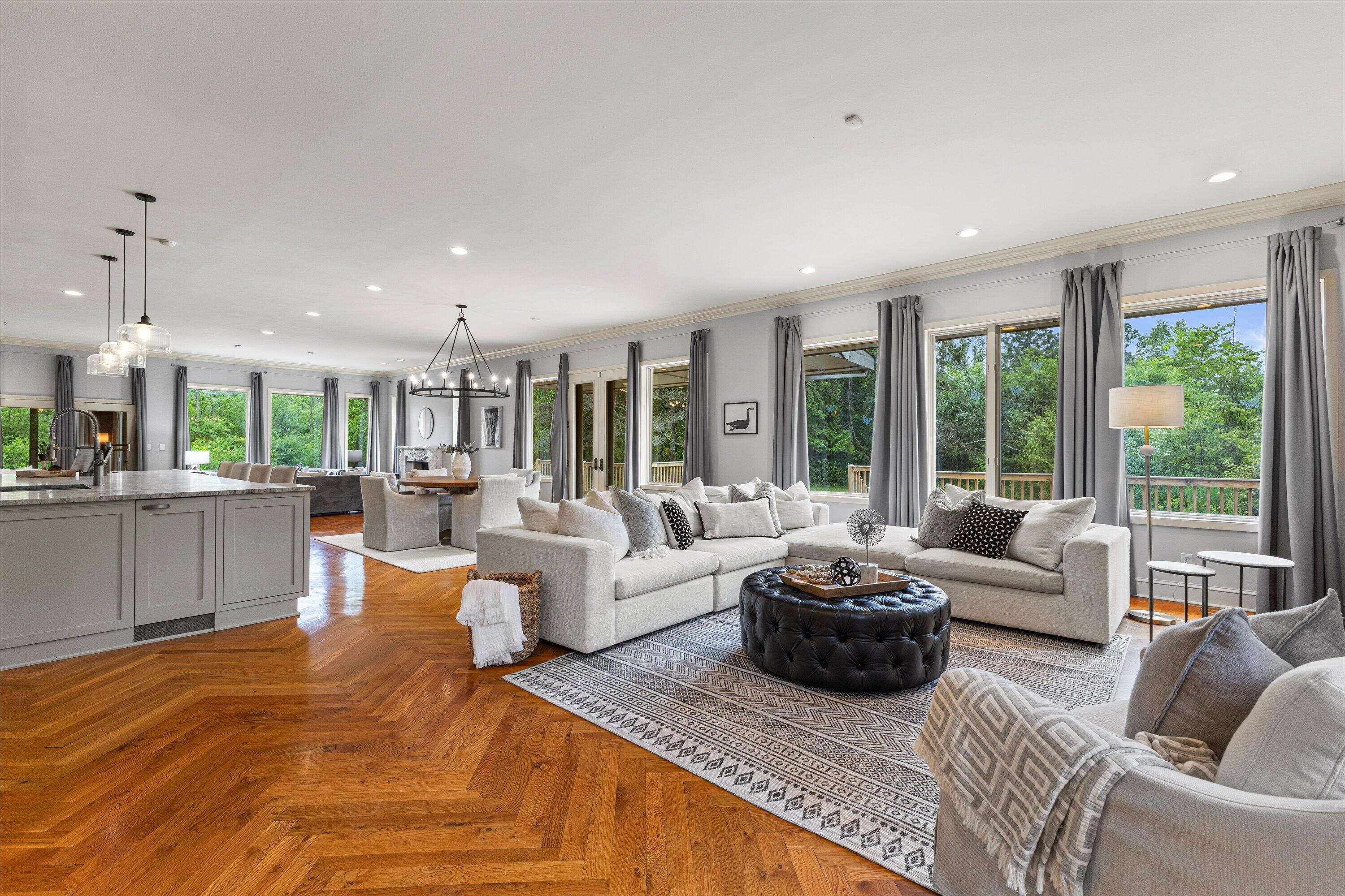 1465 West County Line Road River Hills, WI 53217 - Photo 5 of 49 71-IMG_3116