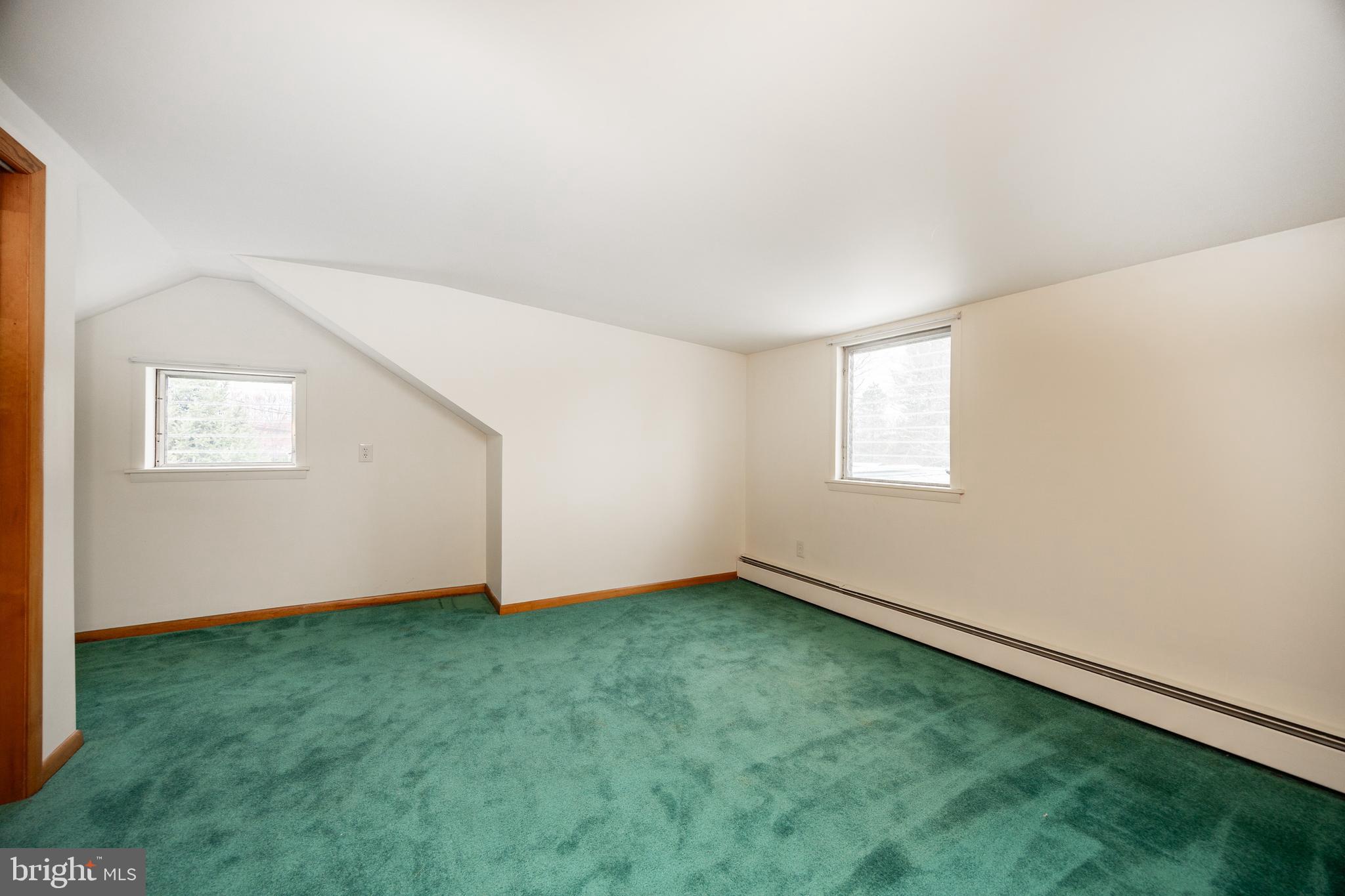 933 Forty Foot Road Hatfield, PA 19440 - Photo 15 of 28 an empty room with a window