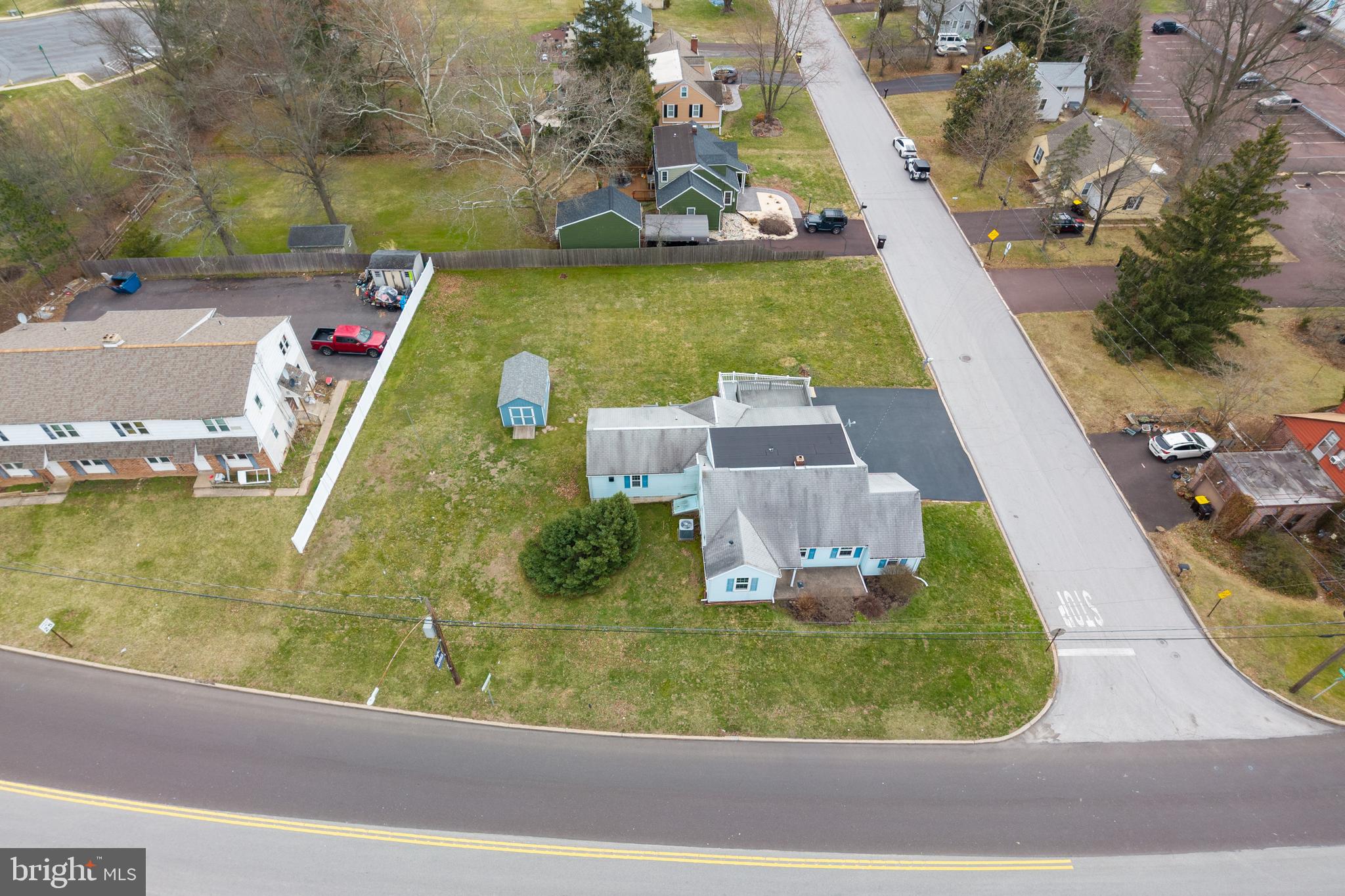 933 Forty Foot Road Hatfield, PA 19440 - Photo 21 of 28 an aerial view of a house with swimming pool