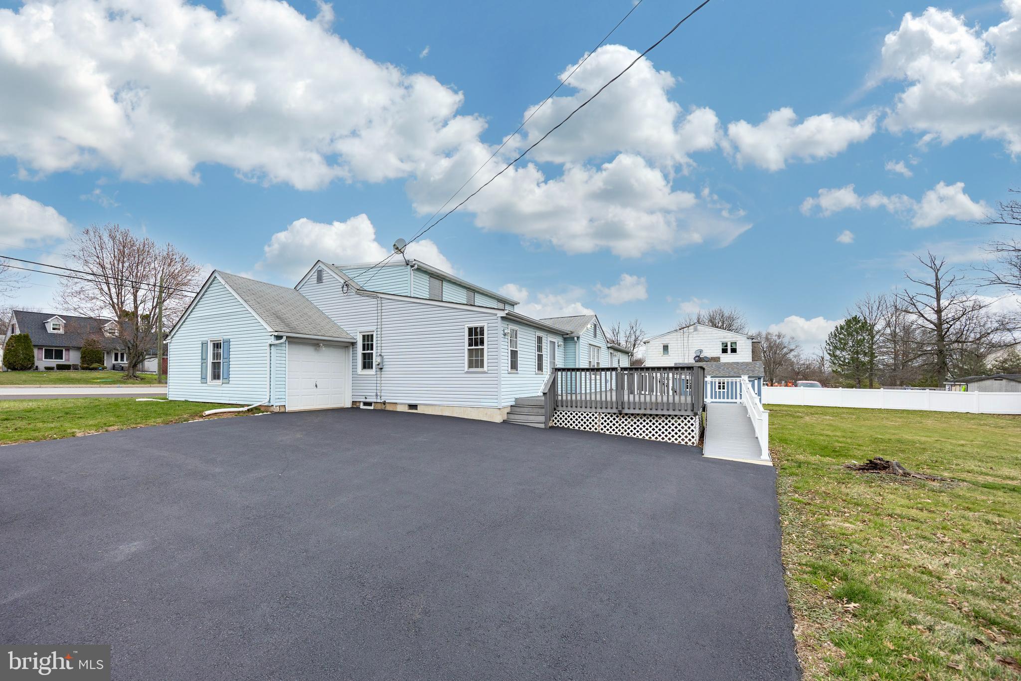 933 Forty Foot Road Hatfield, PA 19440 - Photo 24 of 28 a view of a house with backyard and garden
