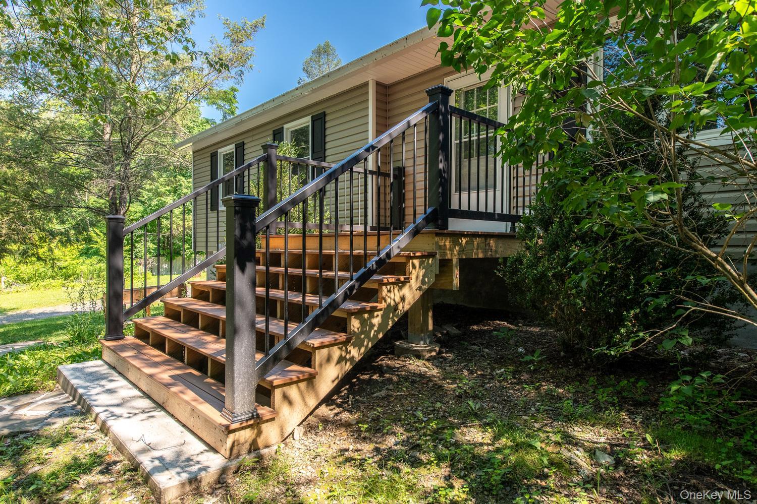 676-678 Oak Summit Road Millbrook, NY 12545 - Photo 6 of 38 Gorgeous staircase