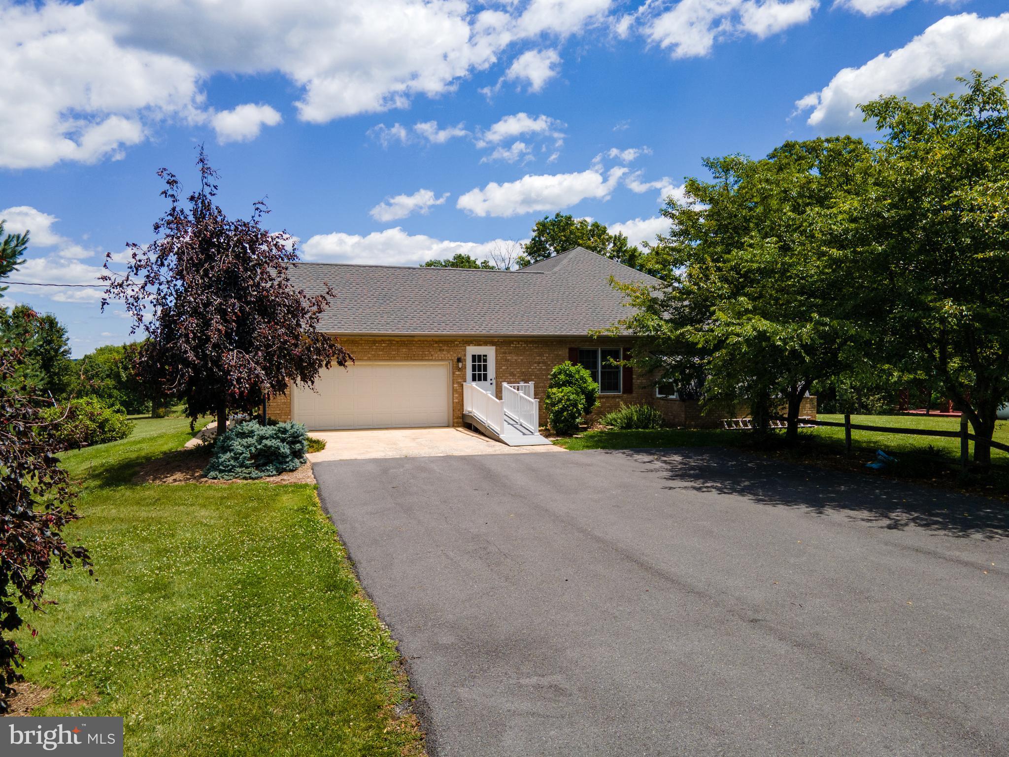 825 Parkview Estates Road Luray, VA 22835 - Photo 6 of 31