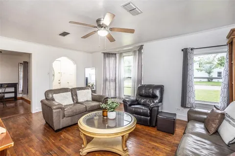 $240,000 | 1520 Olive Street, Gainesville, TX 76240