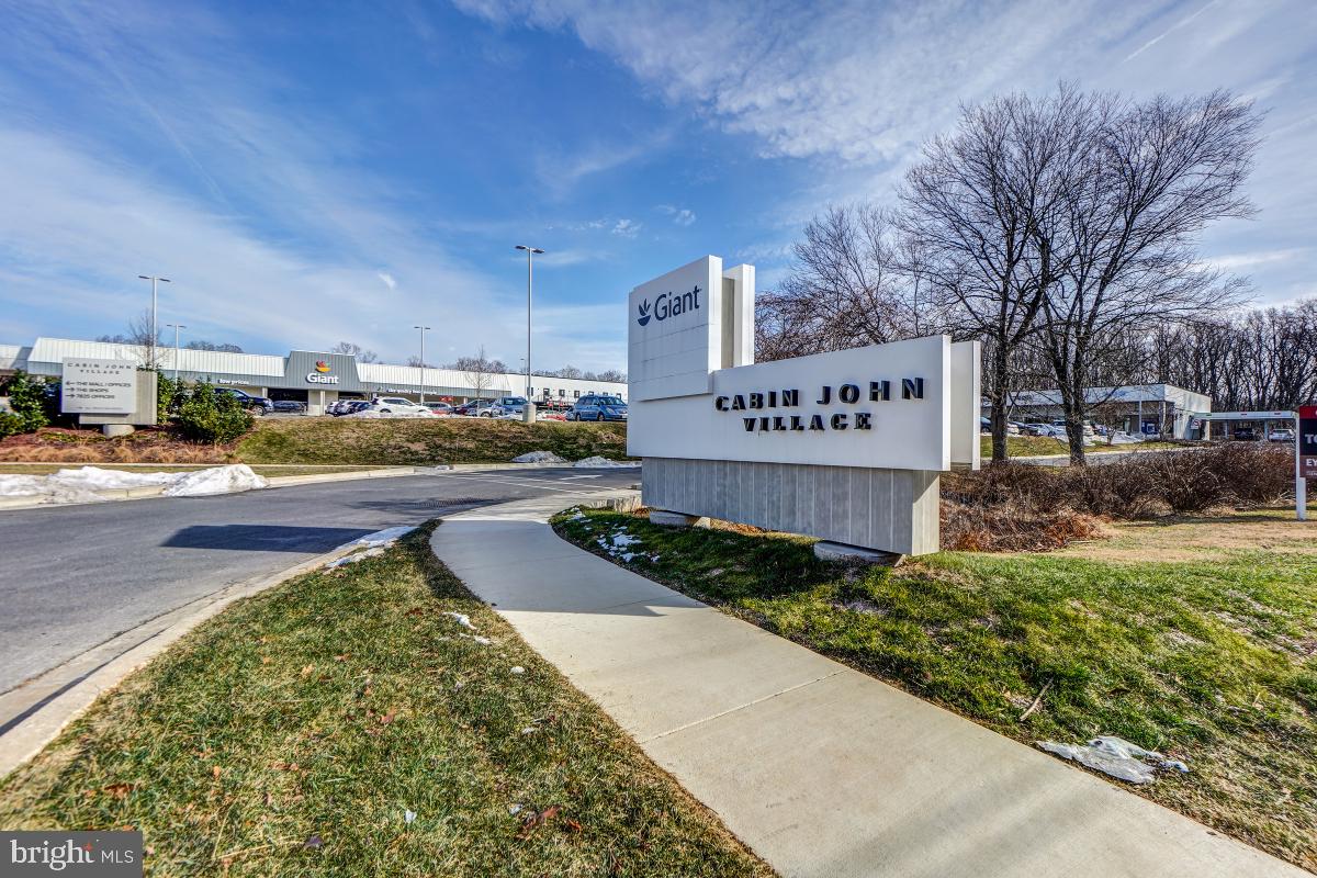 7802 Ivymount Terrace Potomac, MD 20854 - Photo 43 of 51 a sign on the side of a building