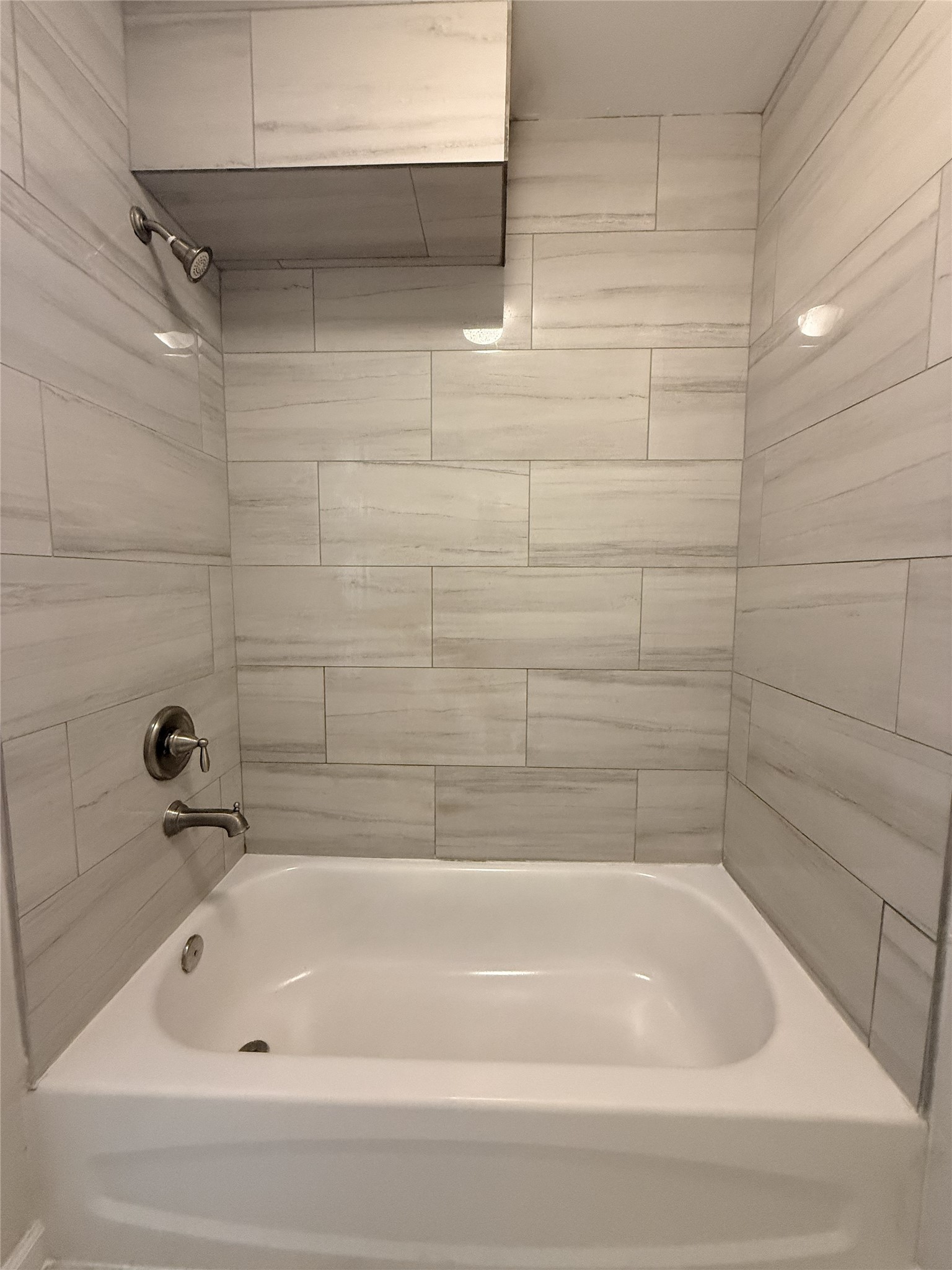 1824 Thonig Road, Unit 11 Houston, TX 77055 - Photo 11 of 19