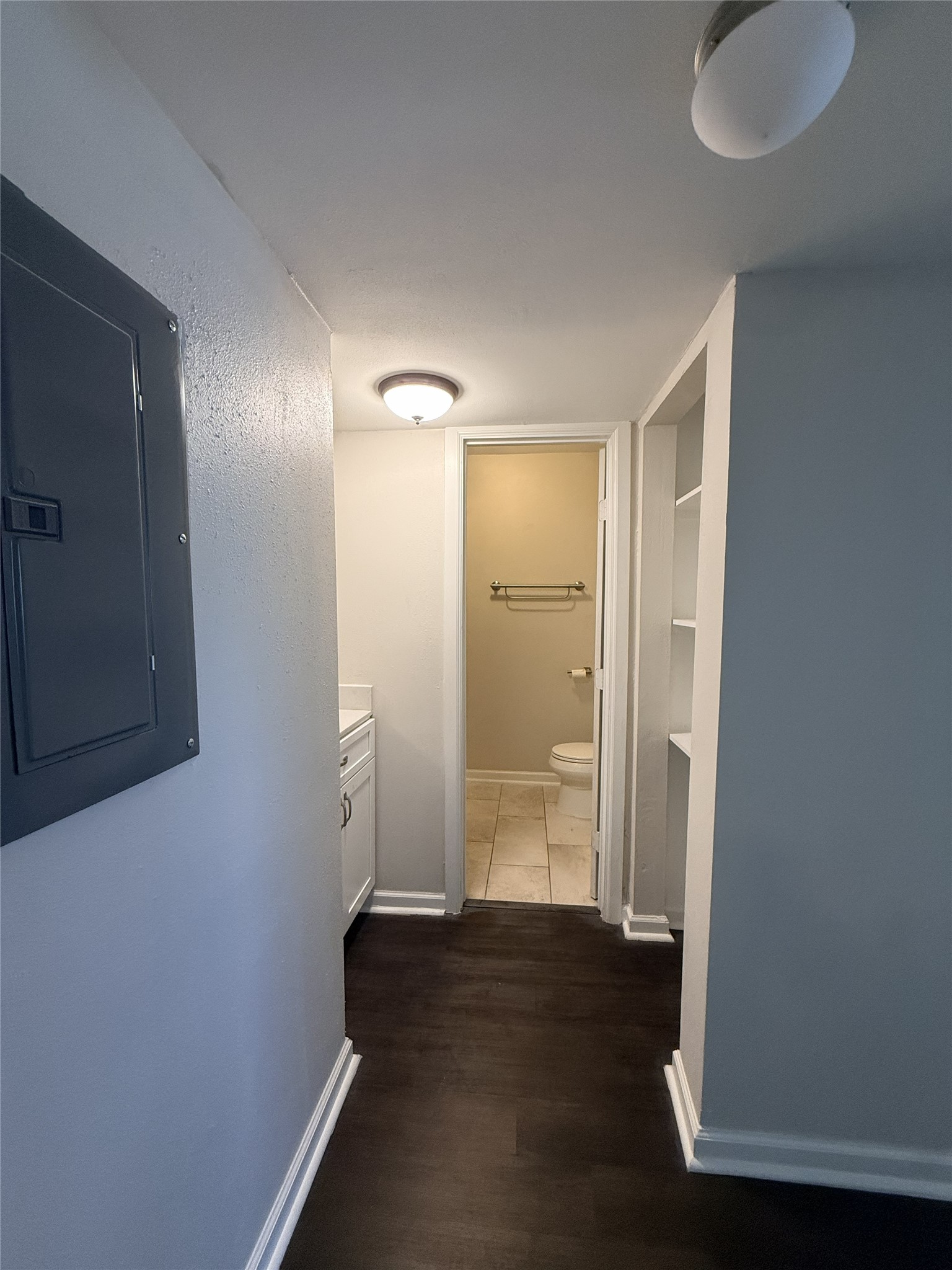 1824 Thonig Road, Unit 11 Houston, TX 77055 - Photo 7 of 19