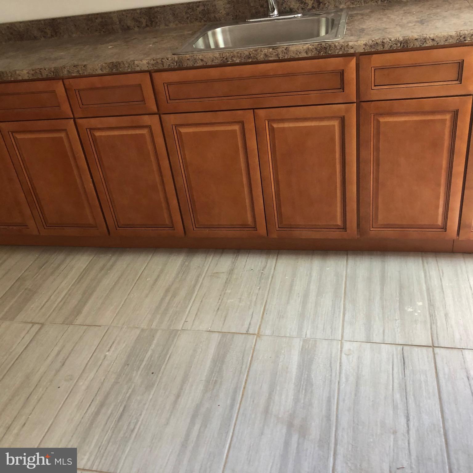 7226 Radbourne Road Upper Darby, PA 19082 - Photo 7 of 9