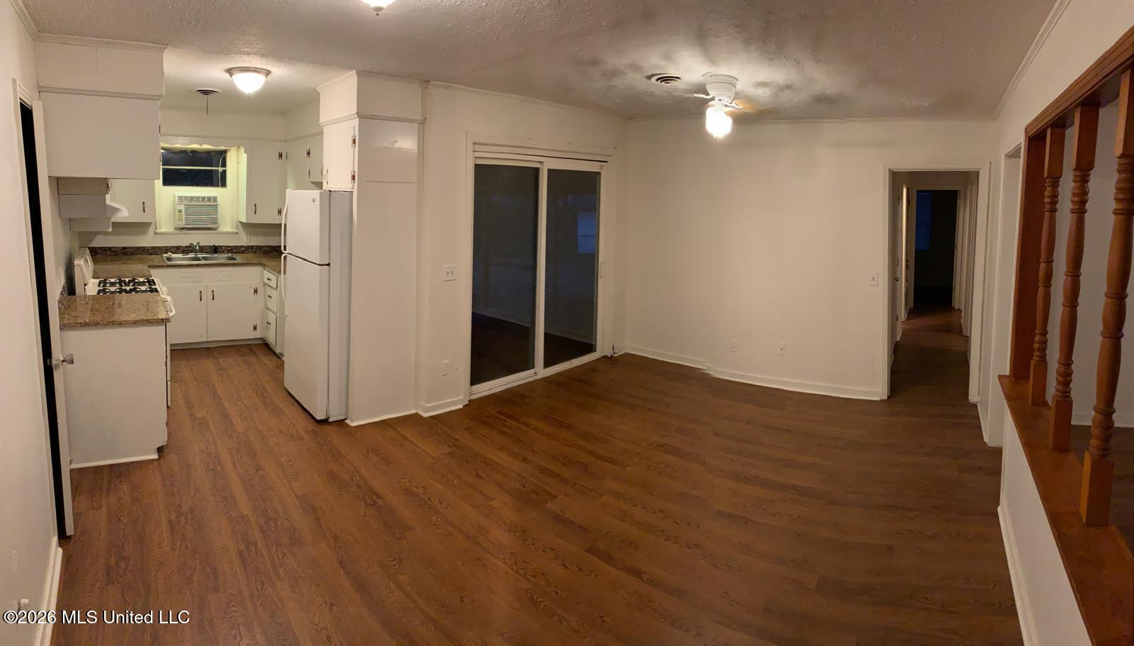 1066 Branch Street Jackson, MS 39212 - Photo 5 of 11 04 - Interior