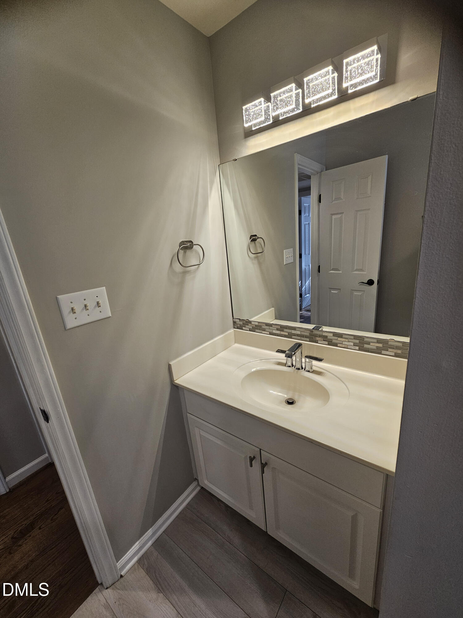 2132 Bellaire Avenue Raleigh, NC 27608 - Photo 23 of 33 23) 76776-6ab2d210e5014