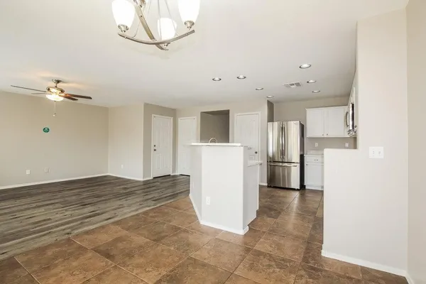 $2,260 | 17115 North 185th Drive, Surprise, AZ 85374