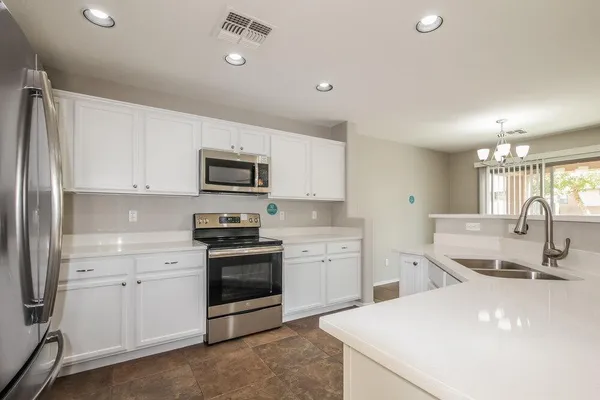 $2,260 | 17115 North 185th Drive, Surprise, AZ 85374