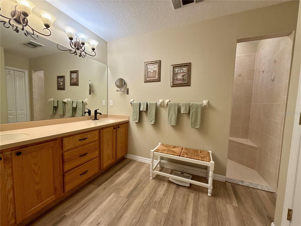 10428 Henderson Street Spring Hill, FL 34608 - Photo 23 of 41