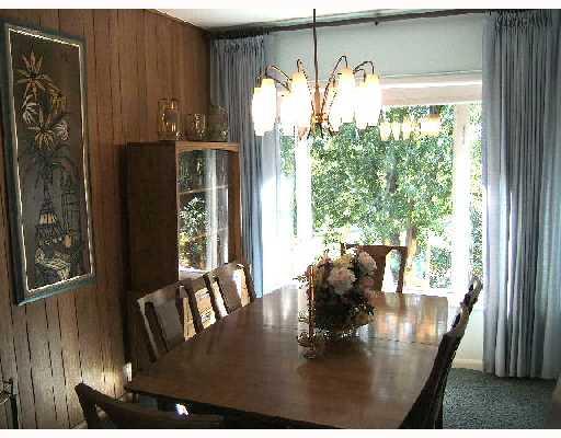 131 Hahn Road Pittsburgh, PA 15209 - Photo 2 of 16 Dining Room. Bright dining room with full window overlooking back yard