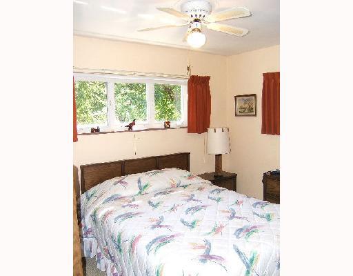 131 Hahn Road Pittsburgh, PA 15209 - Photo 7 of 16 Master Bedroom.