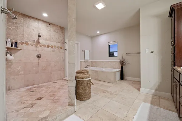$1,399,999 | 7201 Holly Fern Cove, Austin, TX 78750