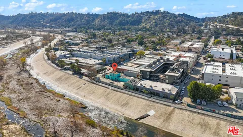 $2,599,999 | 3051 North Coolidge Avenue, Los Angeles, CA 90039