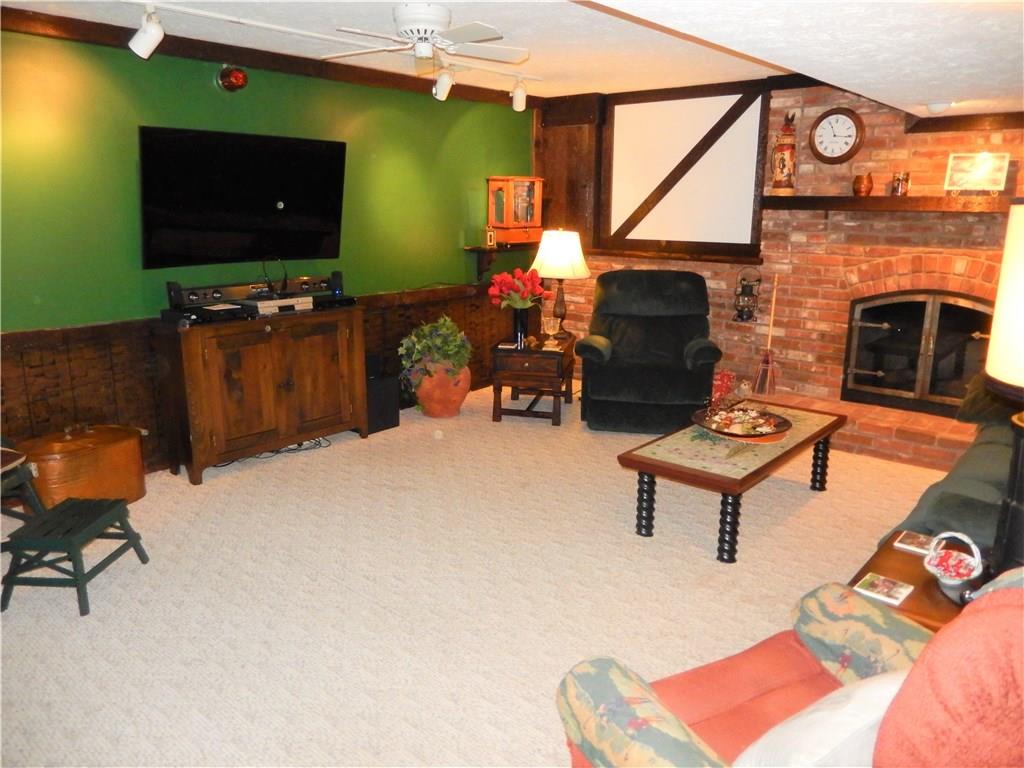 2605 Old Washington Road Upper St. Clair, PA 15241 - Photo 17 of 25 Gallery Image 17