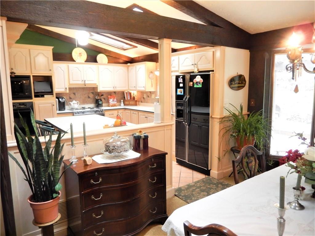 2605 Old Washington Road Upper St. Clair, PA 15241 - Photo 5 of 25 Gallery Image 5
