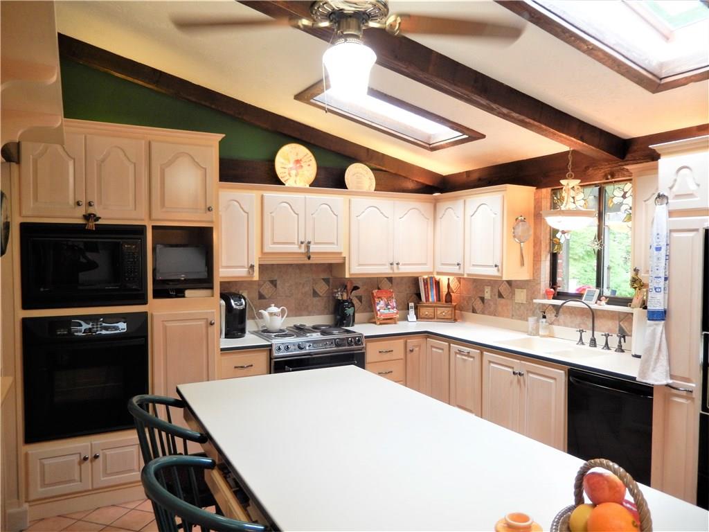 2605 Old Washington Road Upper St. Clair, PA 15241 - Photo 7 of 25 Gallery Image 7
