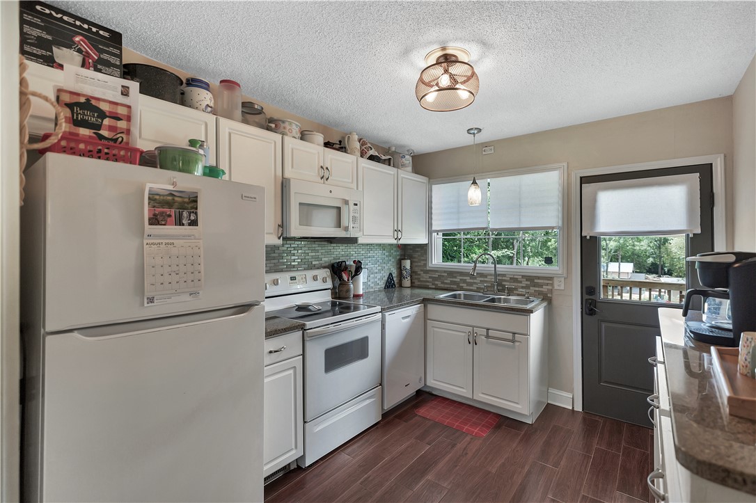 3076 Brookfield Drive Seneca, SC 29672 - Photo 12 of 33