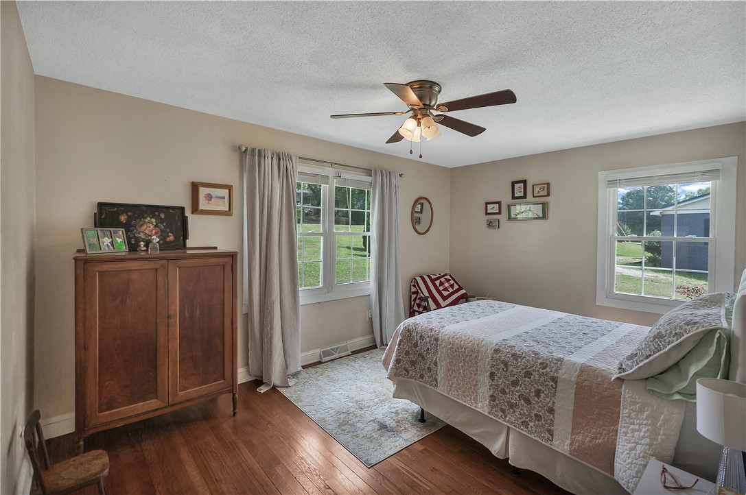 3076 Brookfield Drive Seneca, SC 29672 - Photo 21 of 33