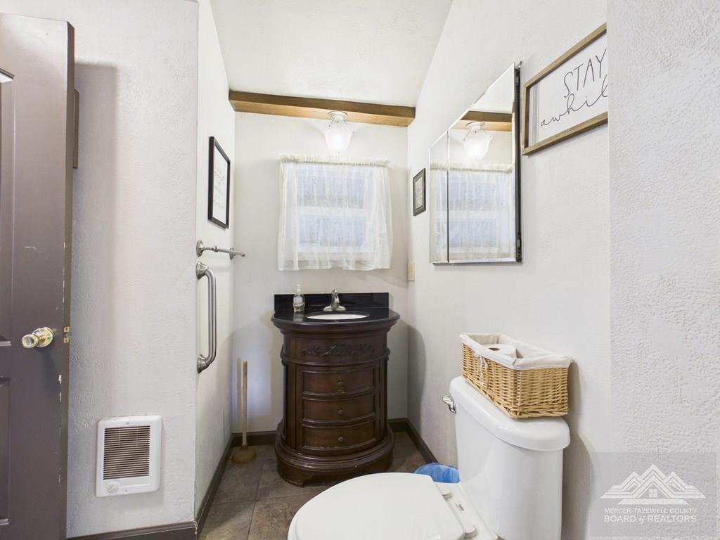 2431 Miracle Mountain Road Elbert, WV 24830 - Photo 7 of 36 Gallery Image 7