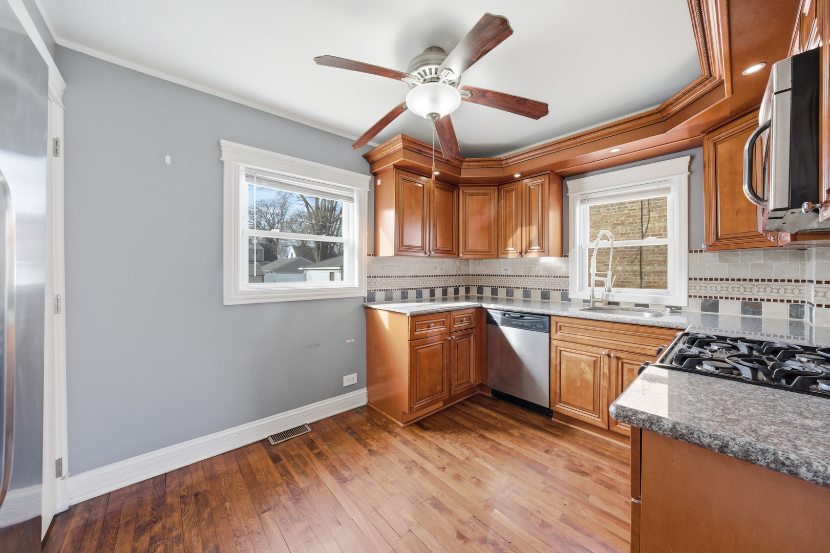 3709 West 85th Street Chicago, IL 60652 - Photo 5 of 15