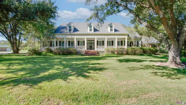 $649,000 | 216 Ridgewood Boulevard, Golden Meadow, LA 70357