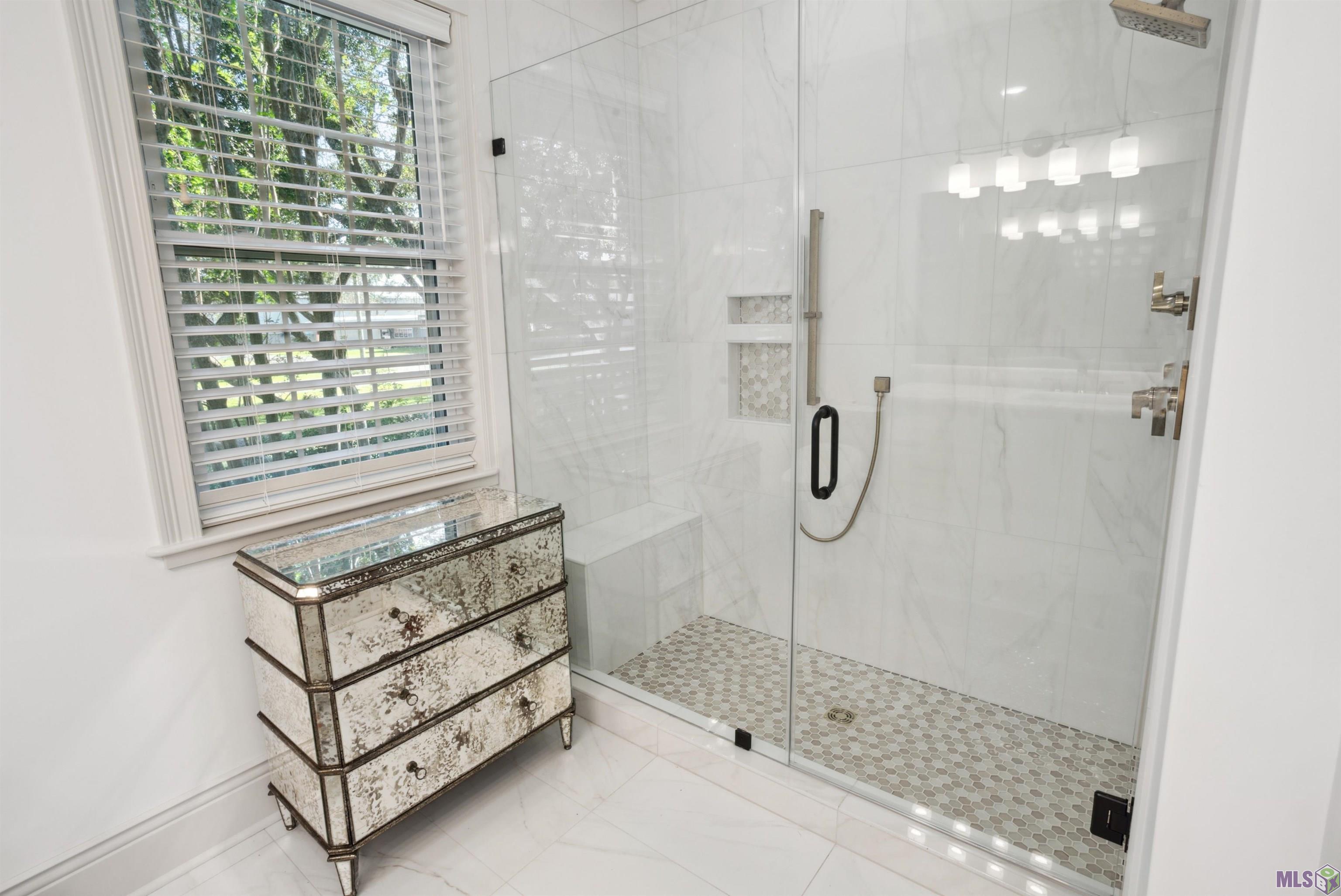 216 Ridgewood Boulevard Golden Meadow, LA 70357 - Photo 17 of 42